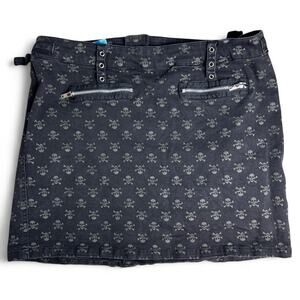 Tripp nyc black mini skirt